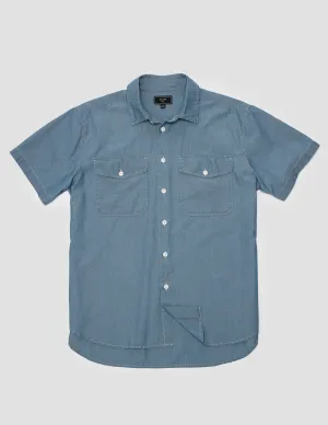 Gil Relaxed Short Sleeve Shirt in Blue Chambray