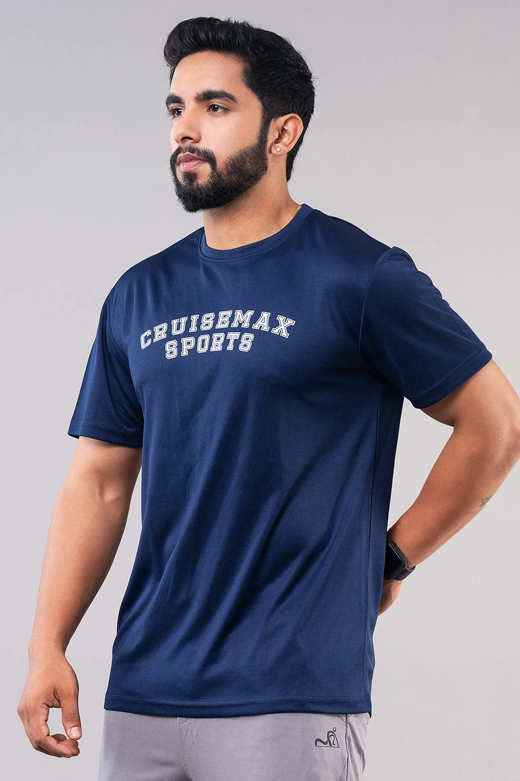 MINIMAL BUZZ VERSITY GRAPHIC T-SHIRTS - NAVY (D)