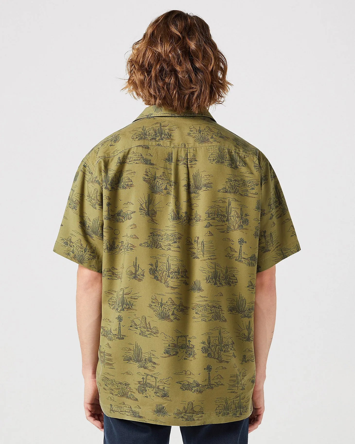 Wrangler Resort Shirt - Olive Scenic